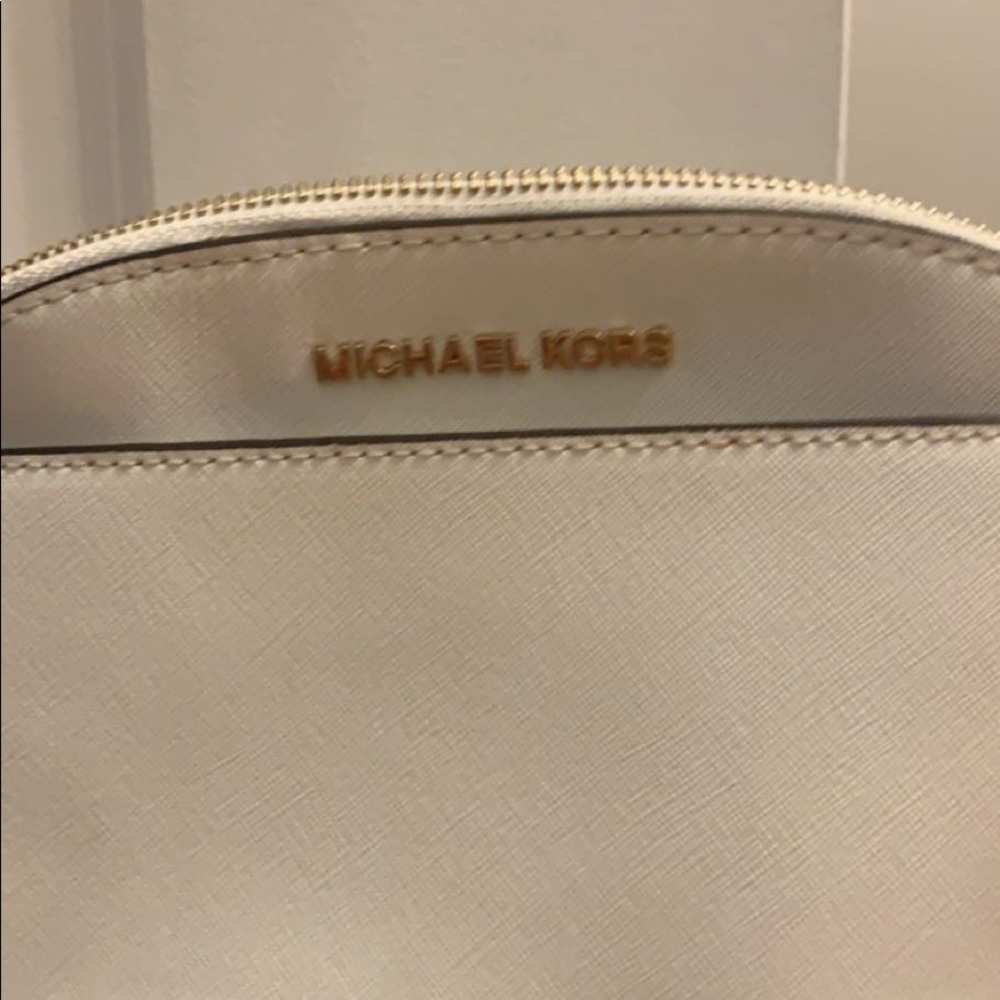 Michael Khors purse